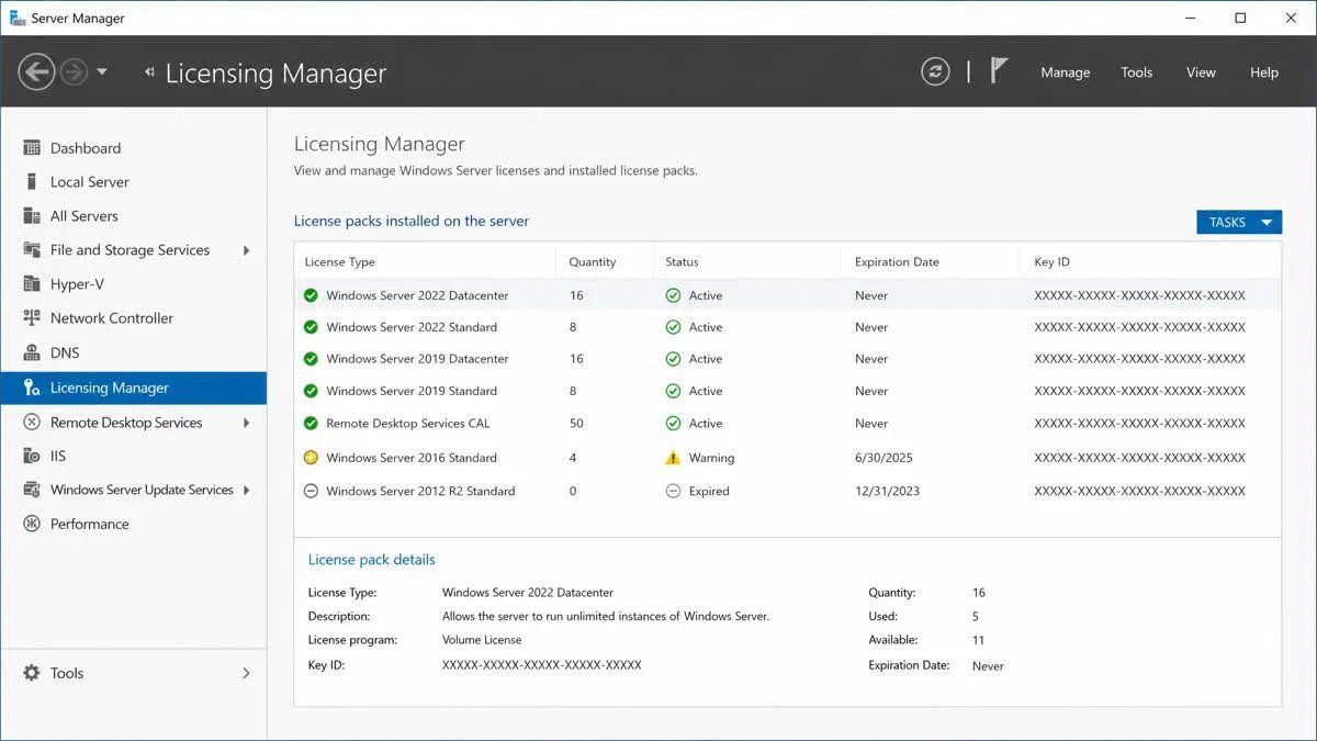 Windows Server administration console showing a licensing manager with a list of installed licence packs